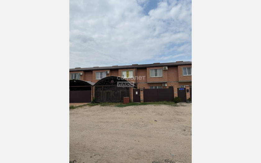 <span>Продается таунхаус 108.80 м²,</span><span> на участке 2.20 сот.</span> фото 1