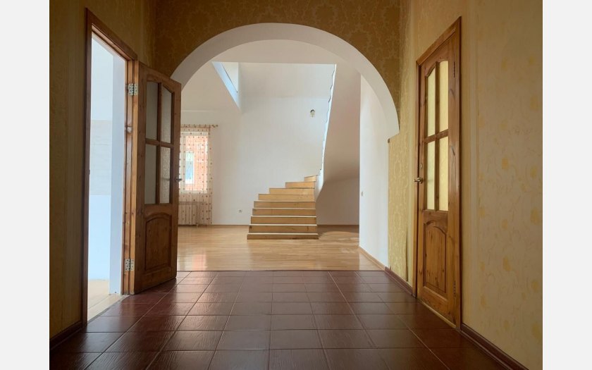 <span>Продается дом 225 м²,</span><span> на участке 4 сот.</span> фото 2