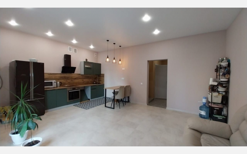 <span>Продается дом 194.10 м²,</span><span> на участке 3 сот.</span> фото 1