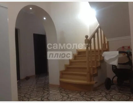 Дом, 170 м², на участке 14 сот. фото 1
